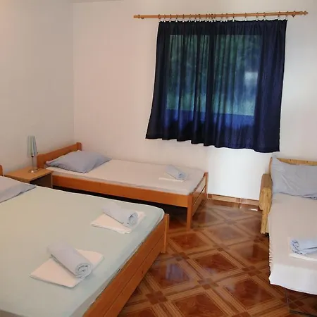 Marinovac Apartment Zivogosce